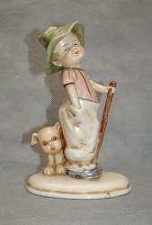 Статуэтка фигурка винтажная Мальчик с собачкой (A027)