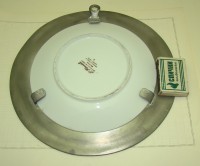 Limoges тарелка декоративная настенная в оловянной рамке (X358)