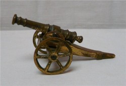 Сувенир настольный старинный "Пушка" (T003)