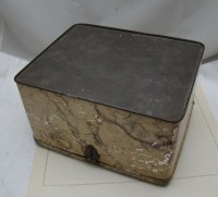 Шкатулка коробка жестяная старинная (M990)