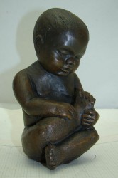 Скульптура Младенец (V304)