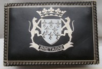 Шкатулка винтажная с гербом Бретани (M735)