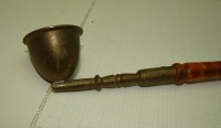 Свечегасилка старинная с длинной ручкой (Q629)