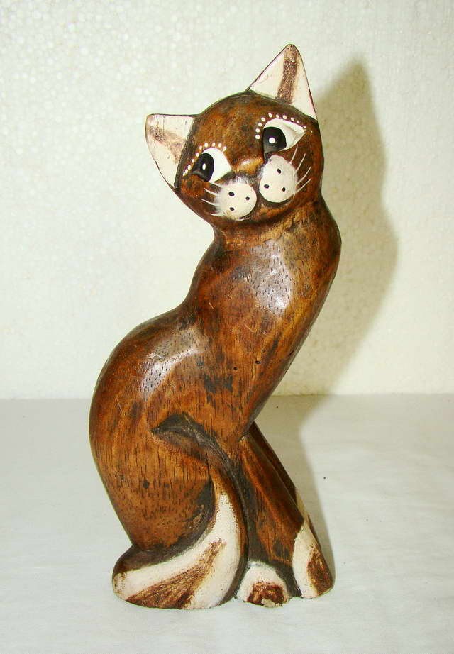 Фигурка деревянная "Кошка" (E514)