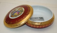 Limoges шкатулка винтажная с галантной сценой Фрагонара (A439)