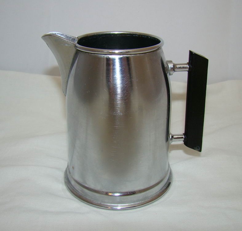 Молочник старинный (U022)