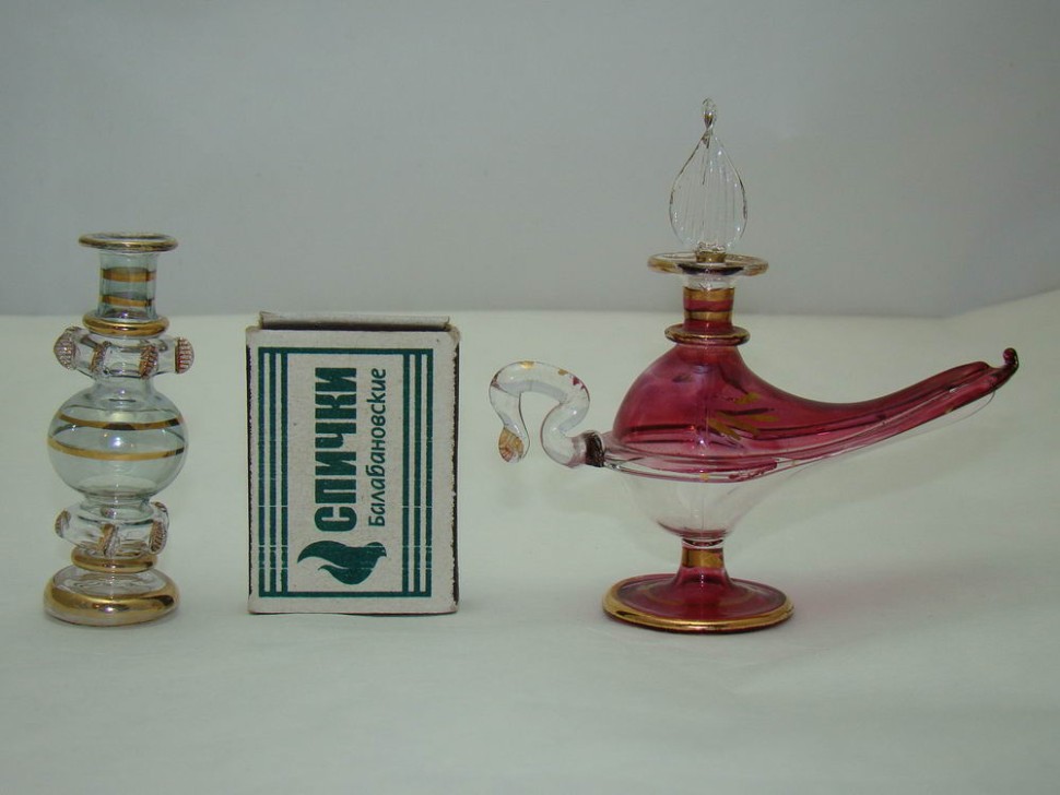 Флаконы парфюмерные 2 шт. с утерей (U122)