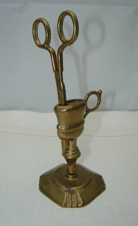 Ножницы для фитиля с подставкой (R715)