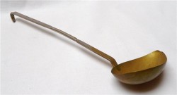 Половник (J436)