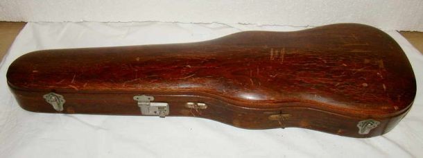 Футляр для скрипки старинный (F710)