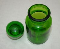 Баночка аптечная винтажная из зеленого стекла (M747)