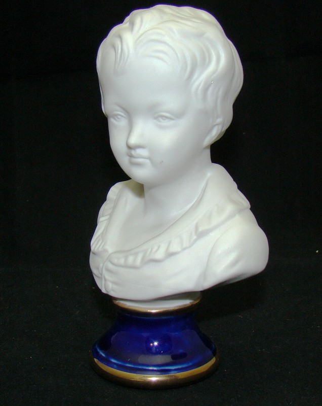 Бюстик (V544)