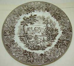 Тарелка фаянсовая Castles винтажная (V952)