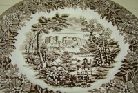 Тарелка фаянсовая Castles винтажная (V952)