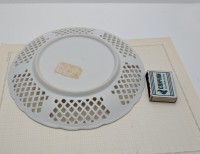 Тарелка винтажная ажурная Портрет женщины (B131)