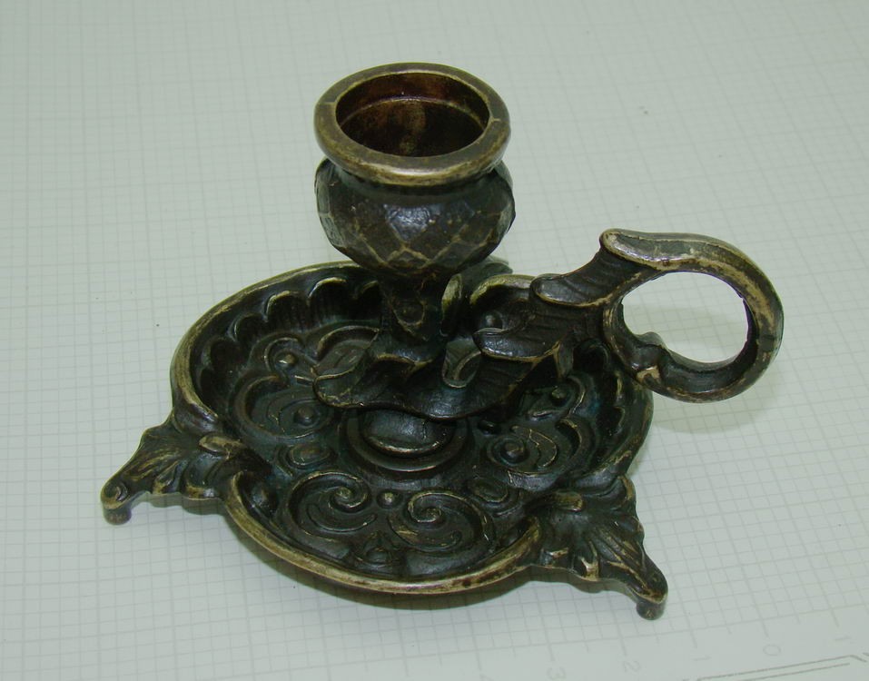 Подсвечник маленький с литьём (P089)