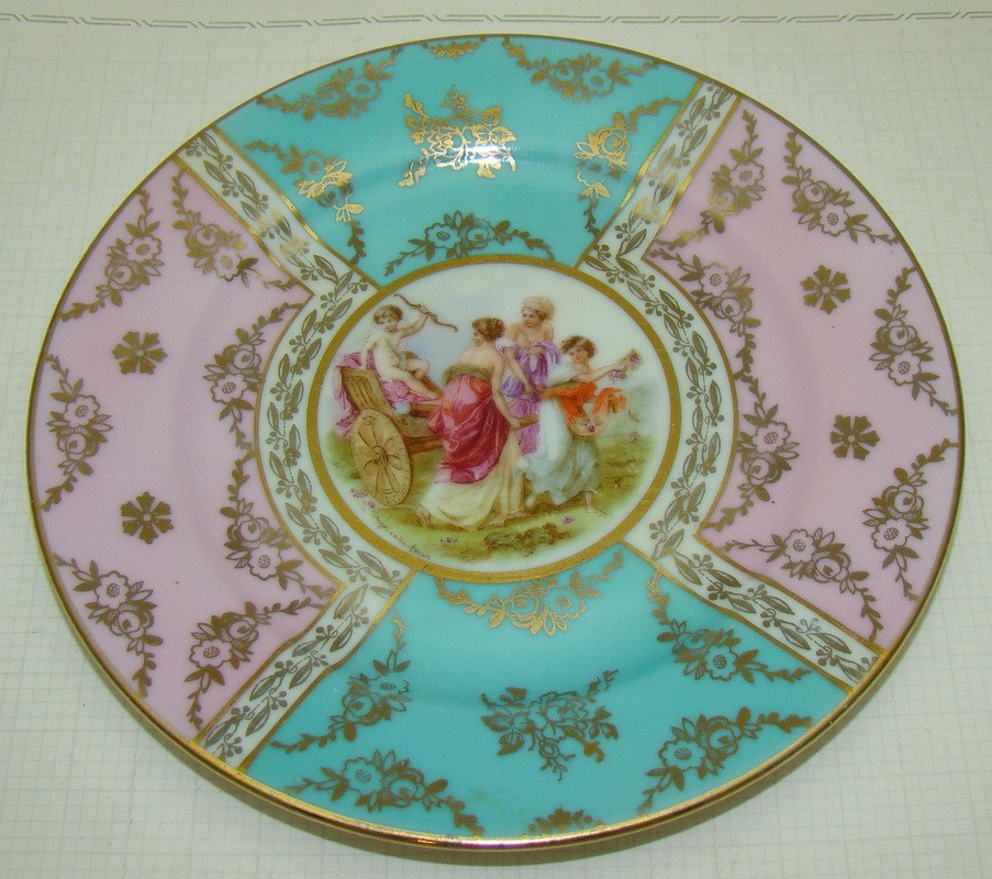 Блюдце фарфоровое Gloria винтажное (V953)