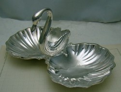 Менажница Лебедь (W171)