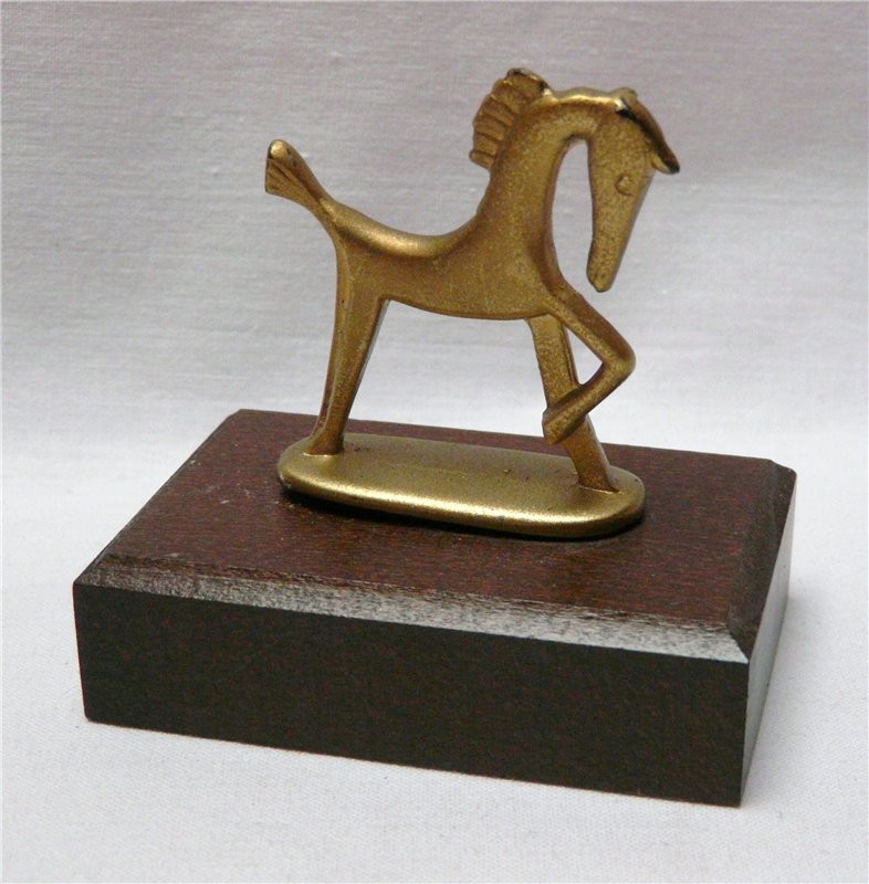 Фигурка "Лошадь"  (J414)