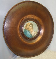 Тарелка настенная винтажная Мадонна (M167)