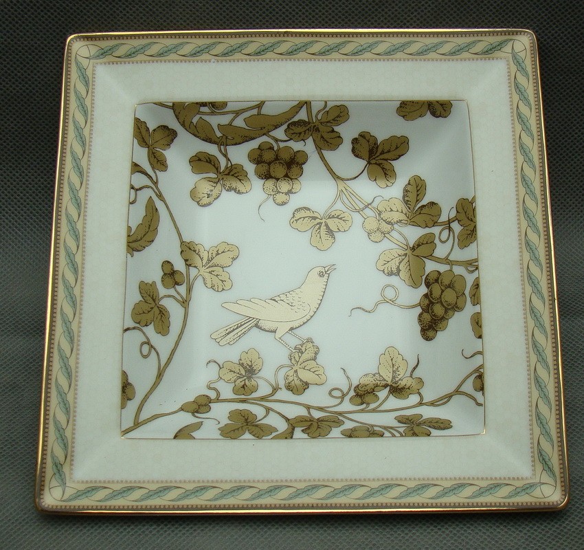 Wedgwood блюдо квадратное винтажное (M656)