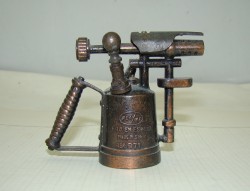 Точилка "Паяльная лампа" (V648)