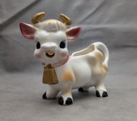 Молочник фигурка Корова с дефектом (A843)