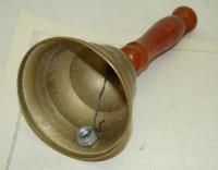 Колокольчик с длинной ручкой (V923)