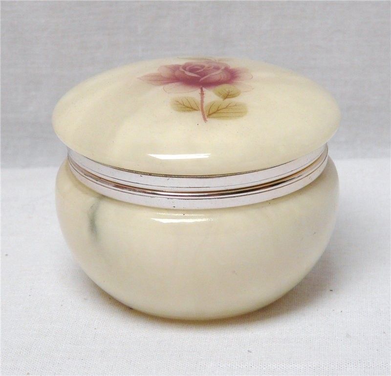 Шкатулка из камня (K351)