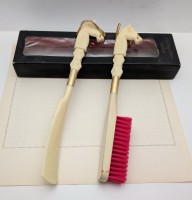 Щетка и рожок для обуви винтажные Лошадь (B042)