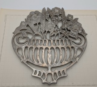 Дизайнерская винтажная подставка под горячее (B043)