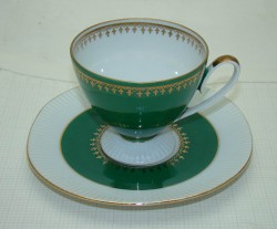 Чашка с блюдцем фарфоровые (U548)