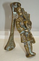 Стучалка дверная старинная Волынщик (M761)