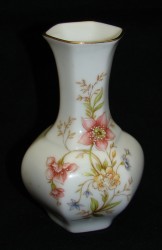 Johann Seltmann Vohenstrauss вазочка фарфоровая (W940)