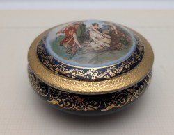 Шкатулка винтажная Наказание Купидона (A950)