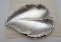 Reichhart винтажное сервировочное блюдо Лист (B145)