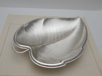 Reichhart винтажное сервировочное блюдо Лист (B145)