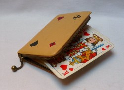 Карты игральные в чехле (J985)