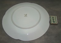 Тарелка блюдо фарфоровое с галантными сценами (X469)