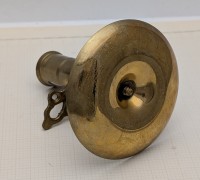 Подсвечник регулятором высоты свечи (B052)