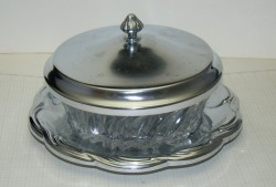 Demeyere икорница масленка хрустальная с крышкой на подставке (W237)