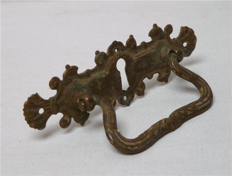 Ручка накладка на замок мебели старинная (L224)