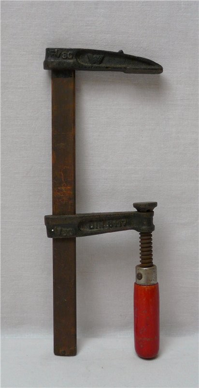 Струбцина старинная (L479)
