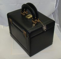 Саквояж несессер  винтажный  (Y535)