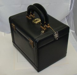 Саквояж несессер  винтажный  (Y535)