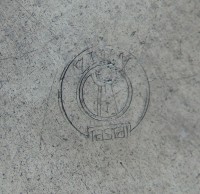 Кружка пивная винтажная Mahou с трещиной (M182)