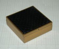 Шкатулка таблетница с зеркальцем (M279)