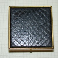 Шкатулка таблетница с зеркальцем (M279)