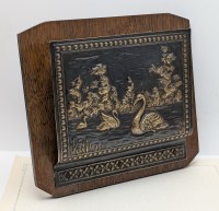 Газетница полочка для писем и газет с чеканкой Лебеди (B055)