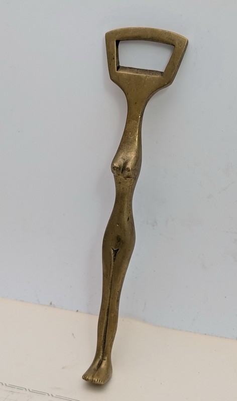 Открывалка винтажная бронзовая (A957)